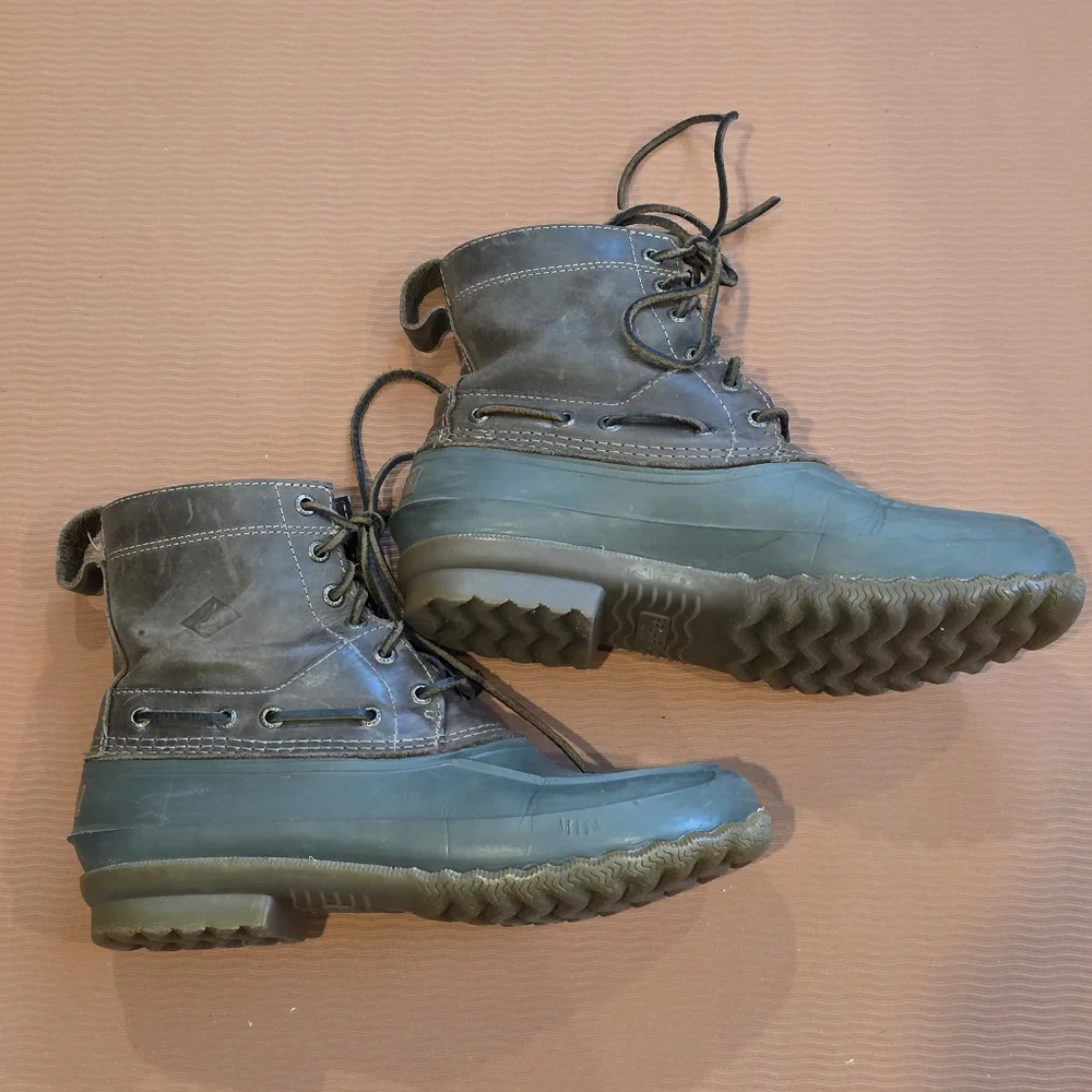 Sperry Men’s Size 8.5 M Duck Boots Leather Rubber Lace Up Waterproof STS13460